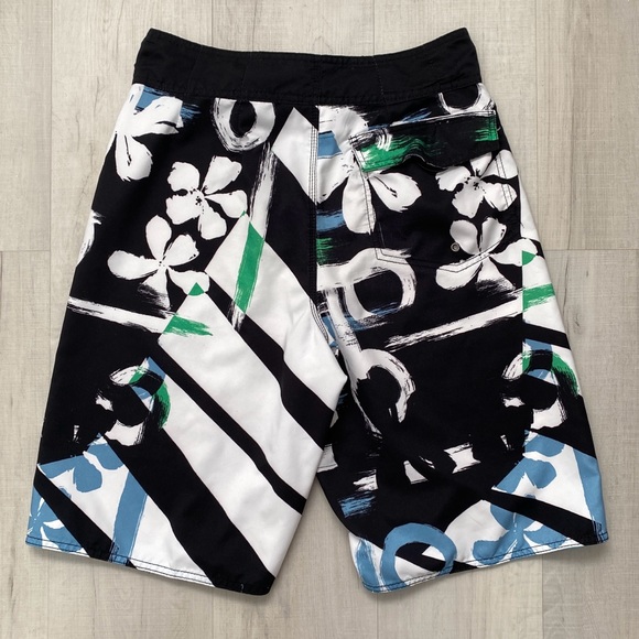 Men's Basic Concepts White/Blue/Green Floral Boardshorts Swim Shorts Size 30 - Picture 2 of 9